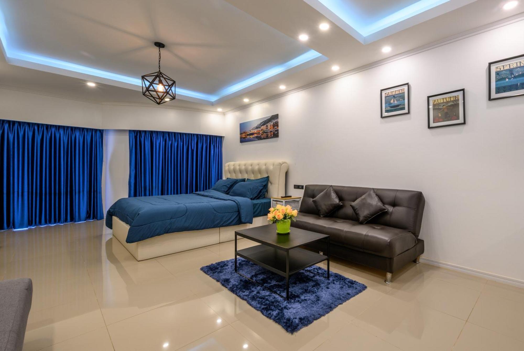 Jomtien Beachfront Stylish Studio , Stunning Seaview , Big Pool Praia de Jomtien Exterior foto